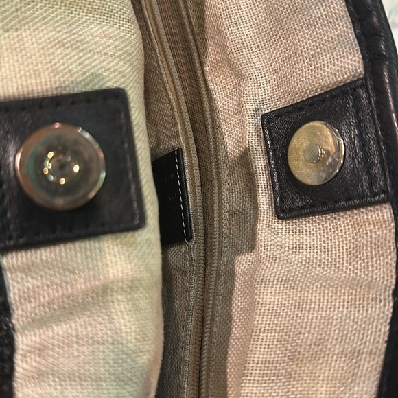 EUC Gucci GG leather tote - Picture 9 of 9